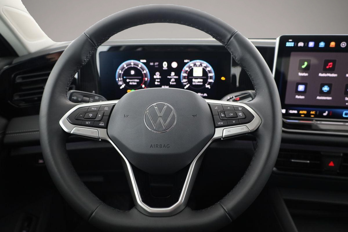 Volkswagen Tiguan (12/2025, Benzin)