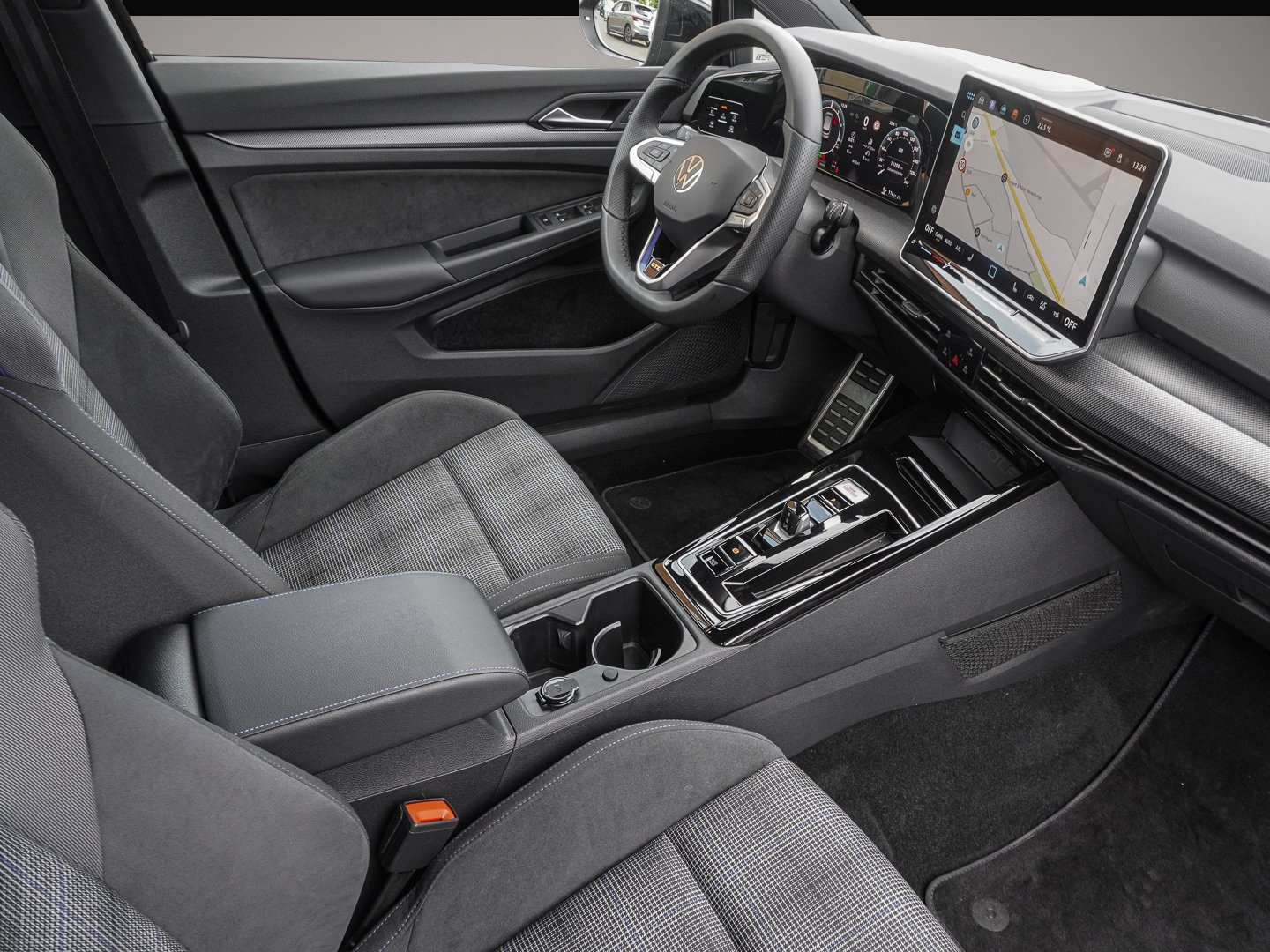 Volkswagen Golf (09/2025, Hybrid (Benzin/Elektro))