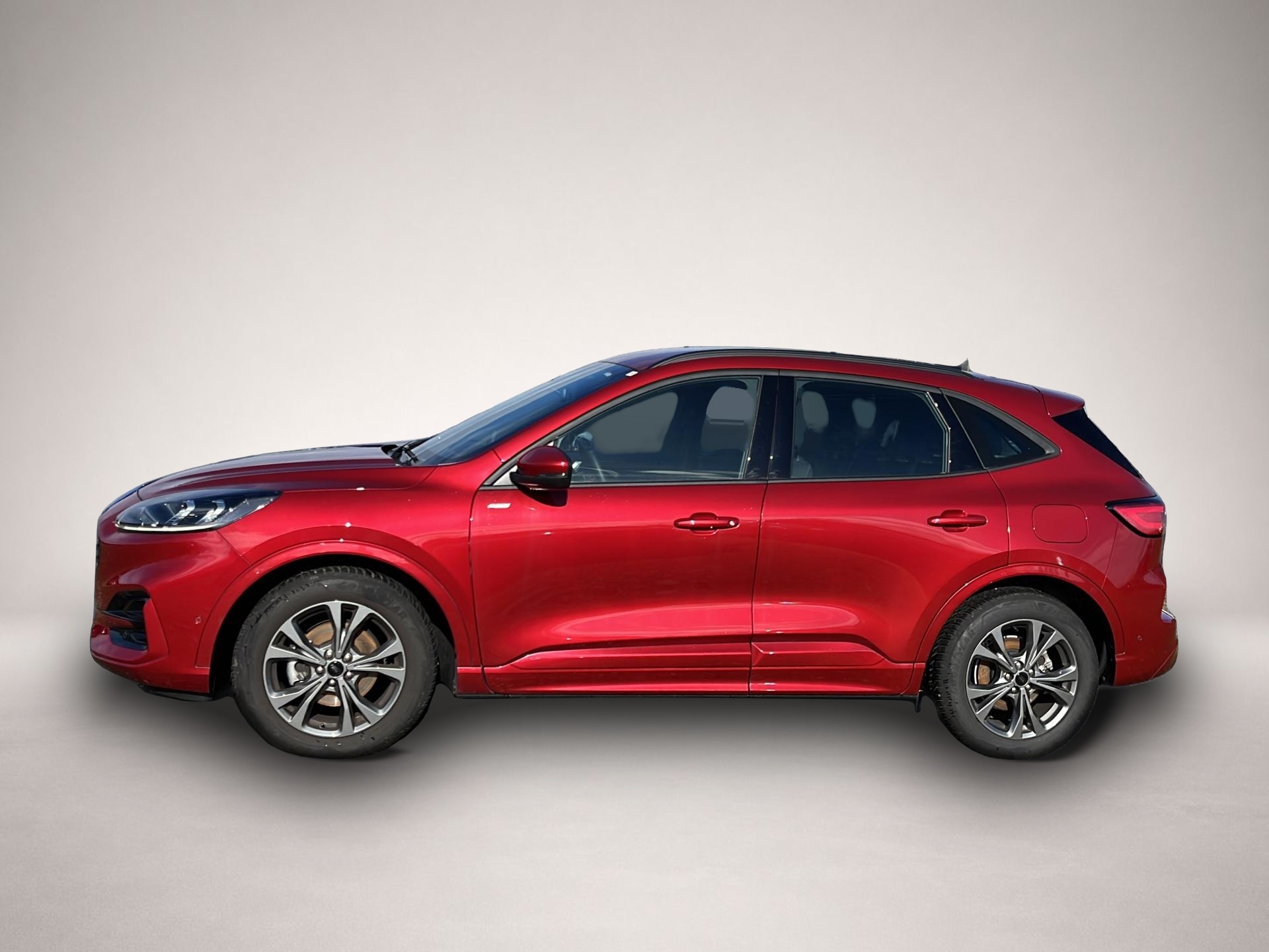 Ford Kuga (10/2023, Benzin)
