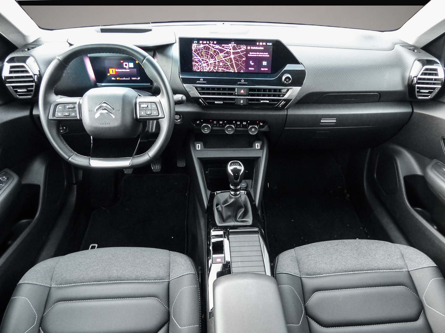 Citroen C4 (11/2023, Benzin)