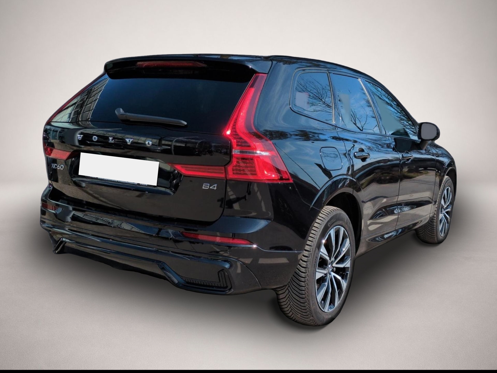 Volvo XC60 (11/2023, Benzin)