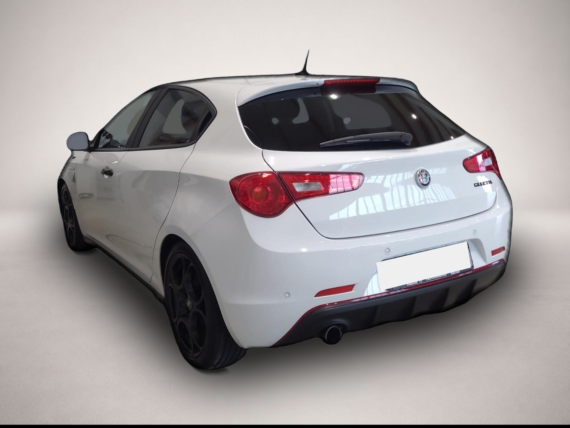 Alfa-Romeo Giulietta (03/2021, Benzin)