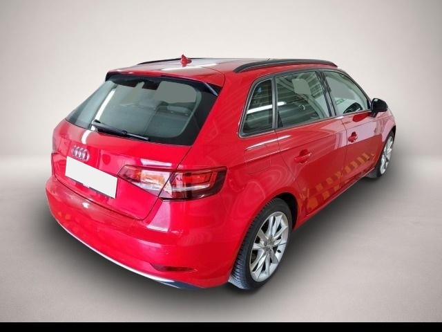 Audi A3 (05/2018, Benzin)