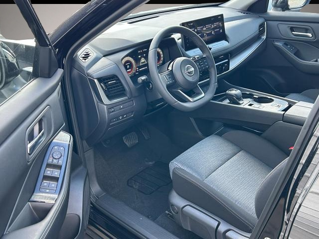 Nissan X-Trail (04/2026, Benzin)