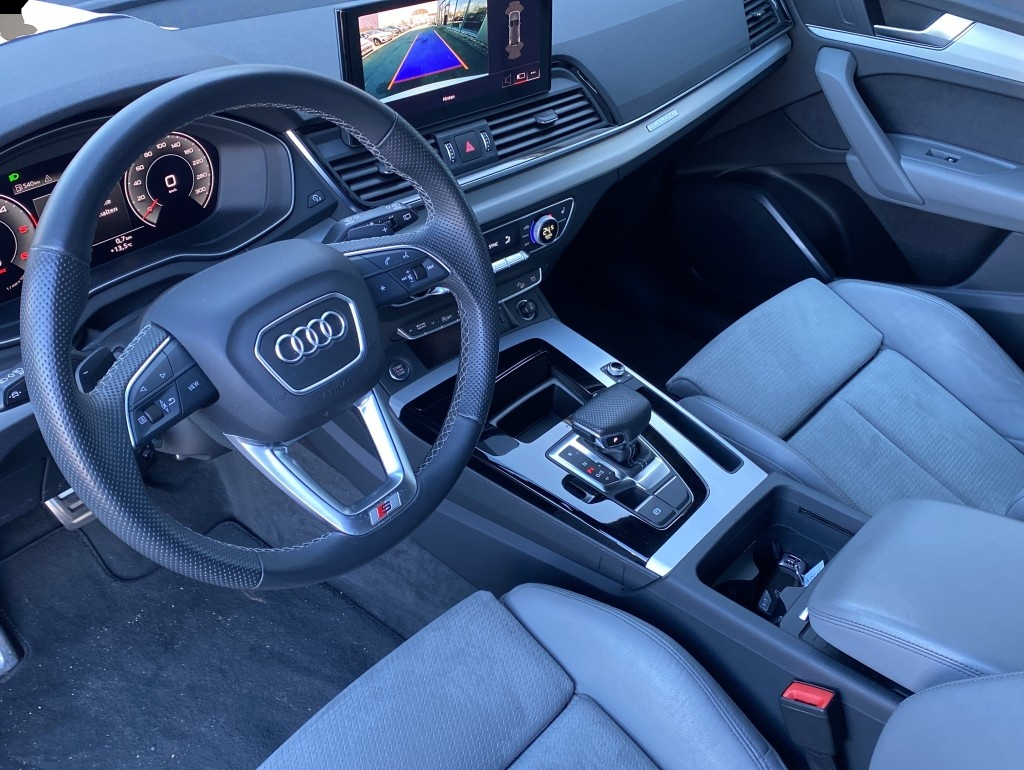 Audi quattro (03/2023, )
