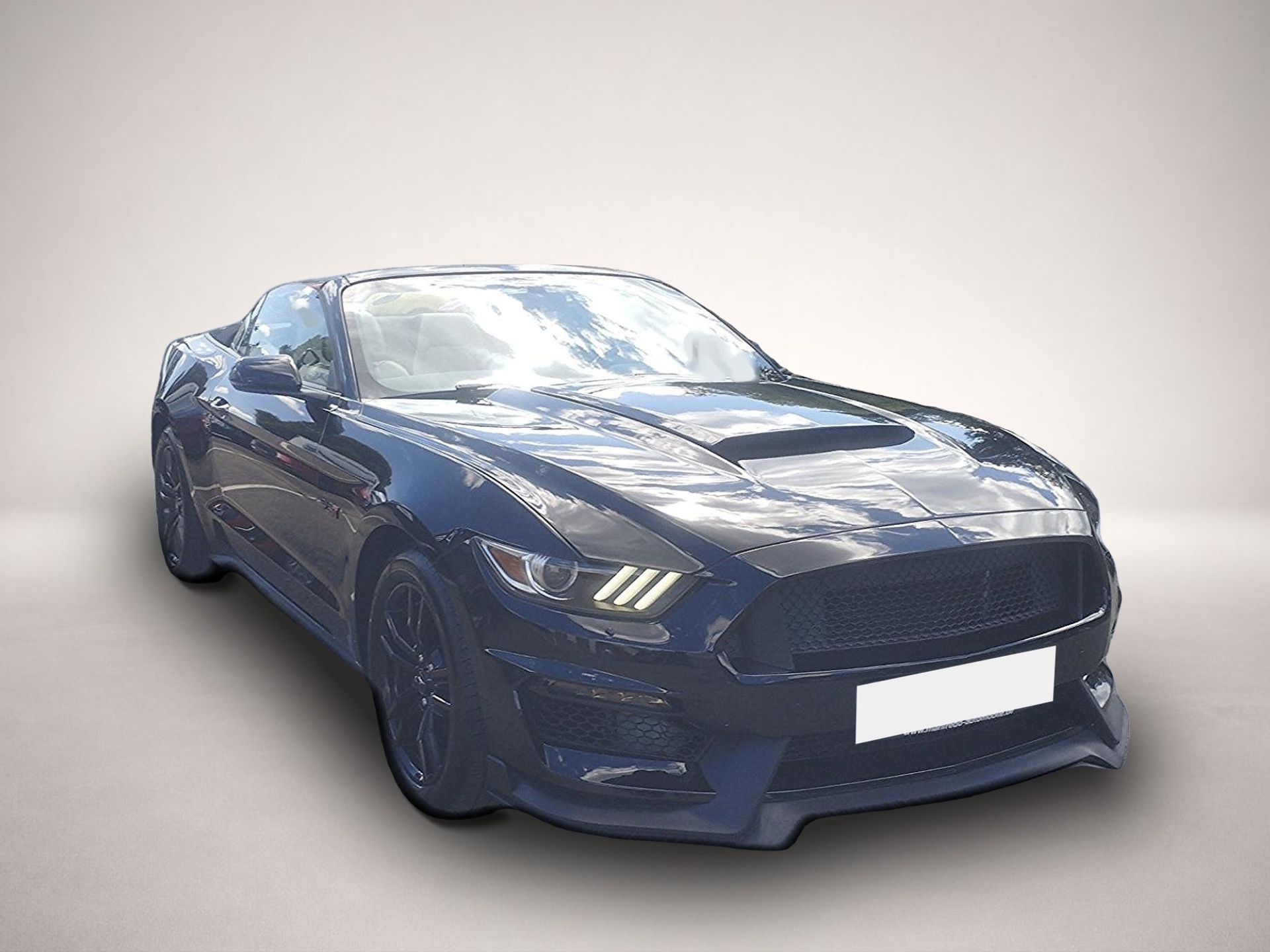 Ford Mustang (07/2017, Benzin)