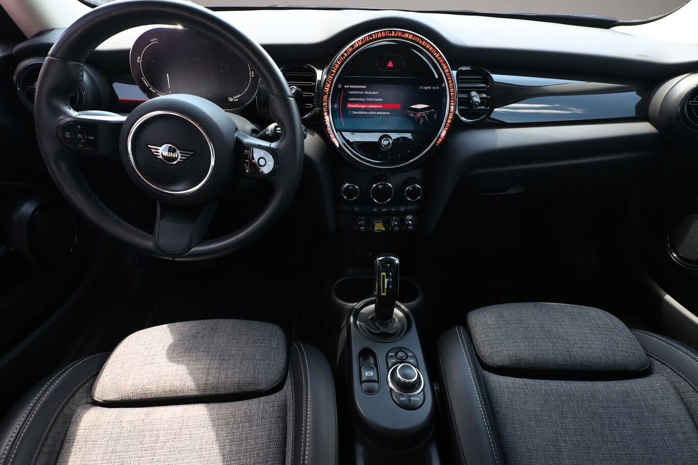 Mini Cooper SE (08/2021, ELECTRIC)