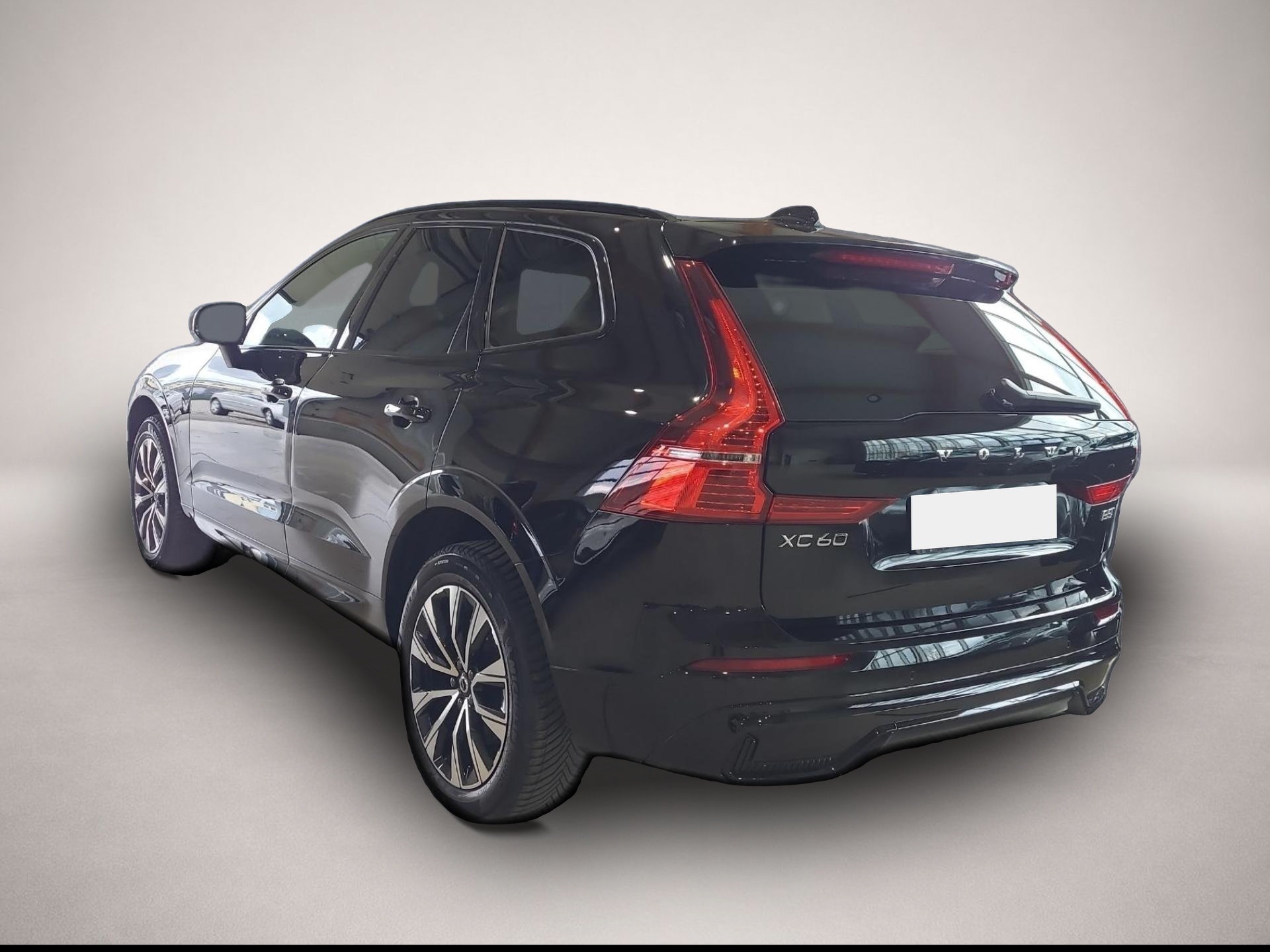 Volvo XC60 (02/2025, Benzin)