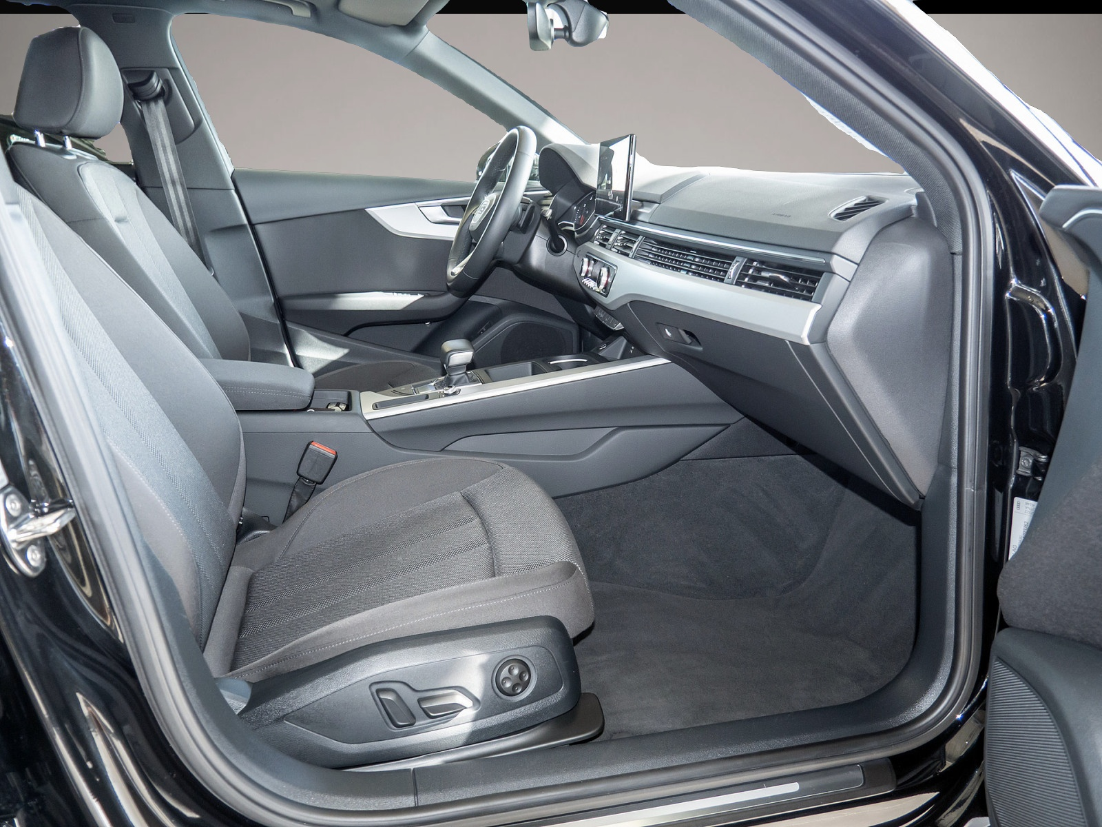 Audi A4 (02/2022, Diesel)