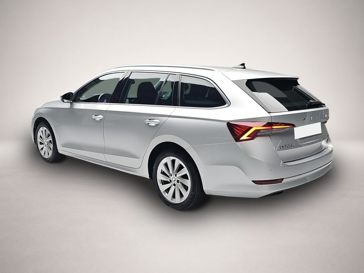 Skoda Octavia (04/2024, Benzin)