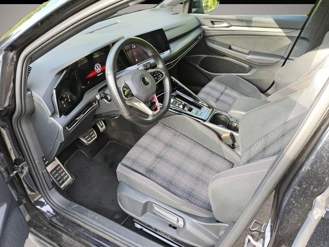 Volkswagen Golf (07/2022, Benzin)