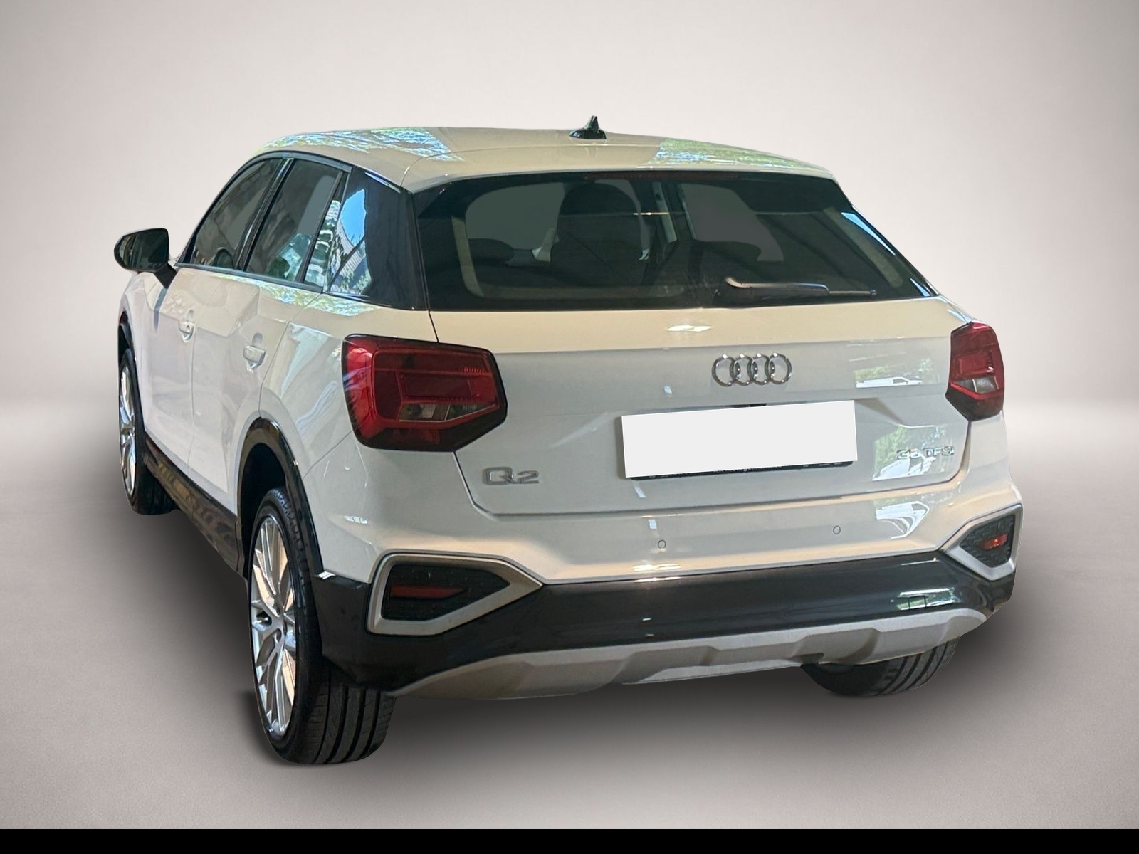 Audi Q2 (06/2023, Benzin)