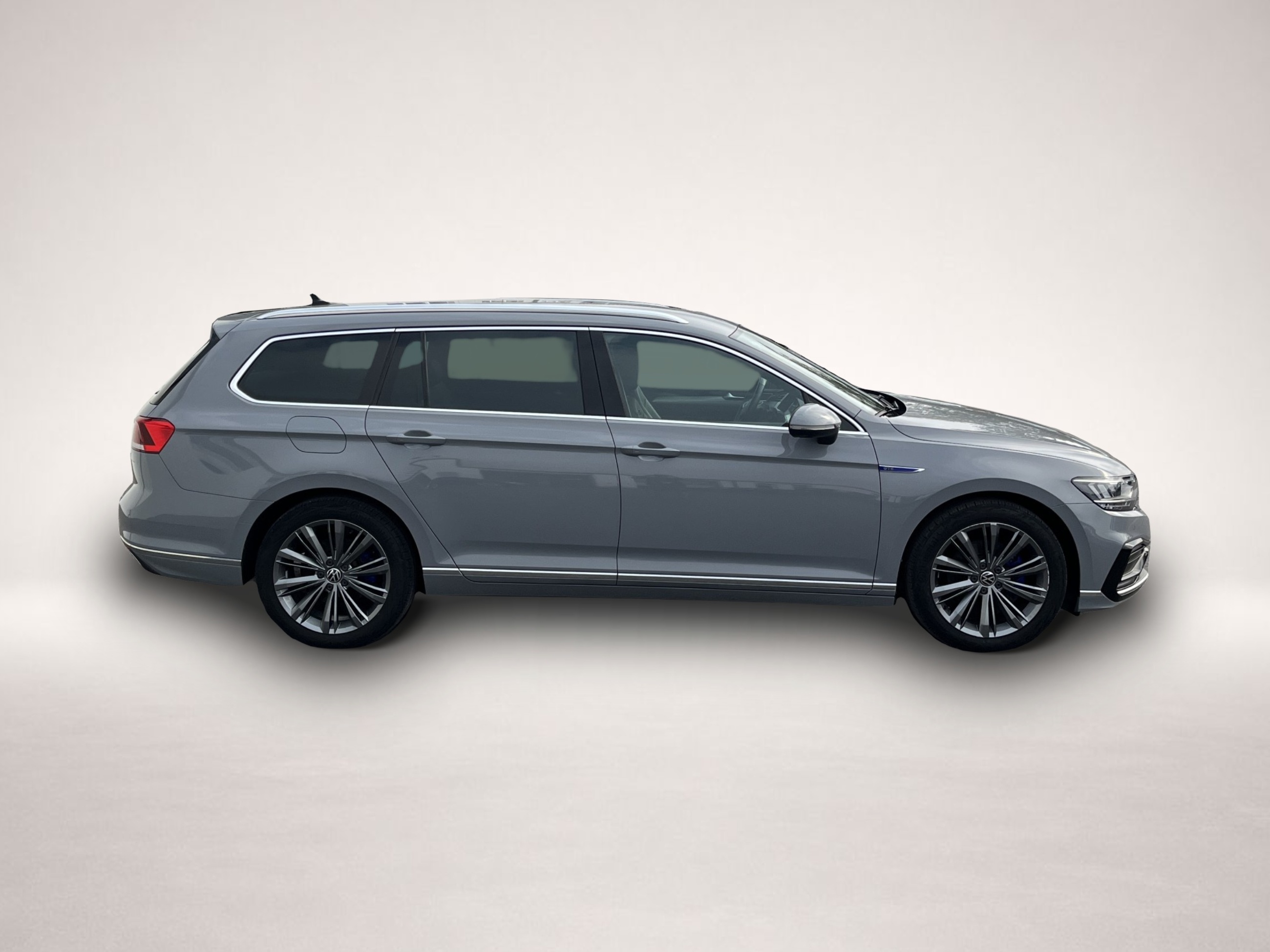 Volkswagen Passat Variant (12/2022, Hybrid (Benzin/Elektro))