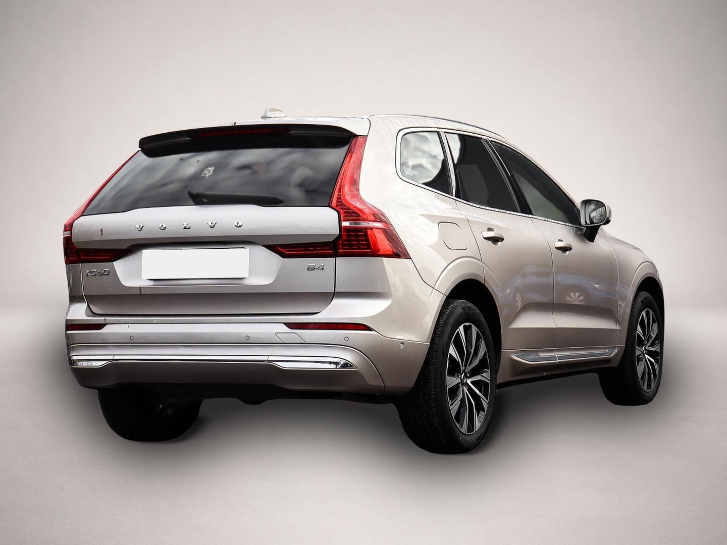 Volvo XC60 (11/2023, Benzin)