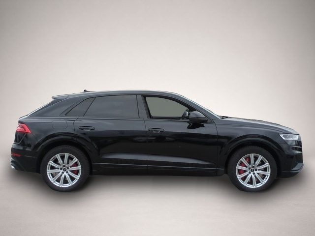 Audi SQ8 (08/2023, Benzin)