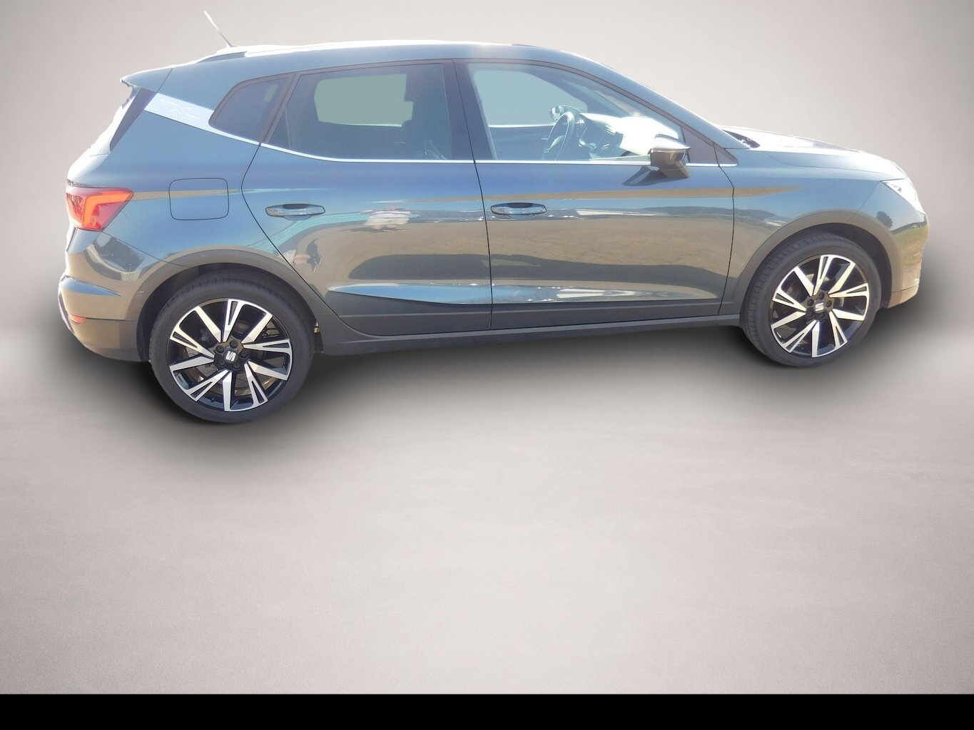 Seat Arona (01/2023, Benzin)
