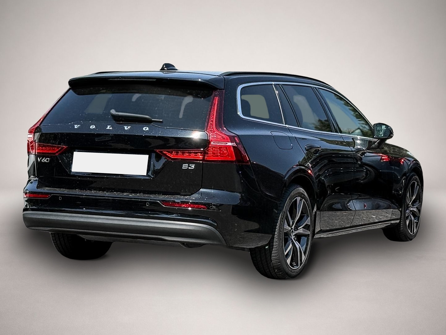 Volvo V60 (06/2024, Benzin)