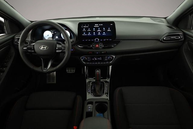 Hyundai i30 (06/2026, Benzin)