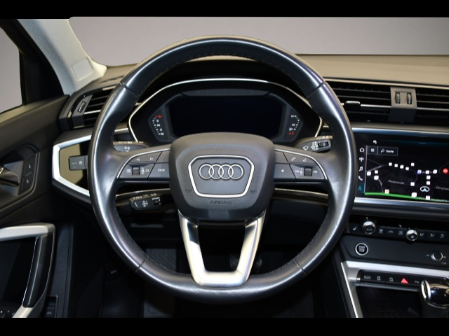 Audi Q3 (07/2023, Benzin)
