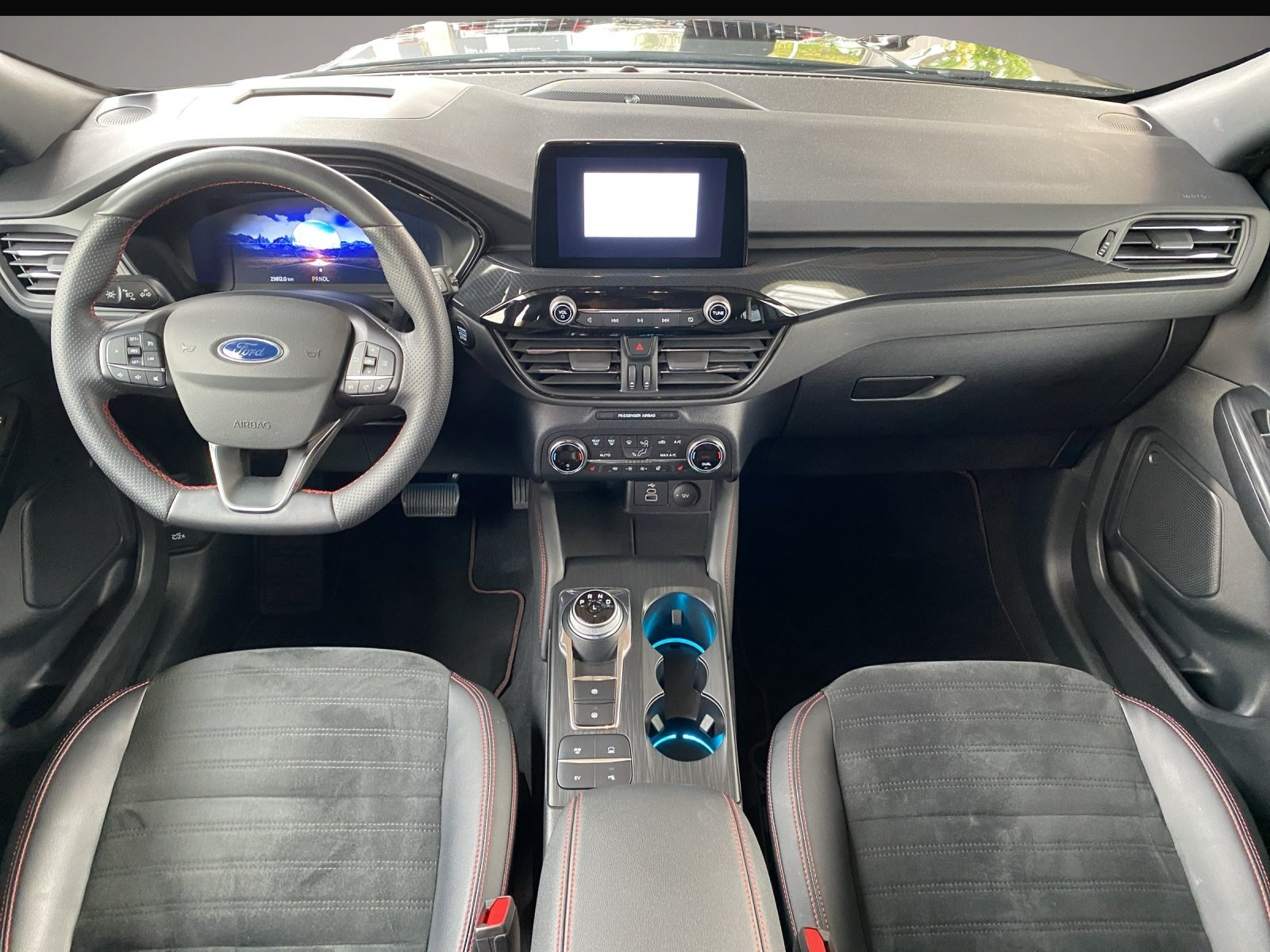 Ford Kuga (09/2022, )