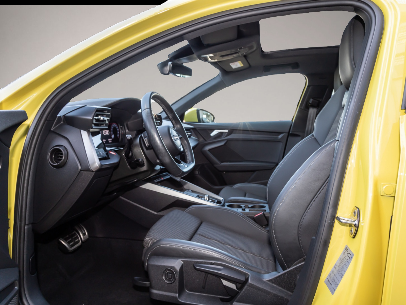 Audi A3 (08/2023, Benzin)