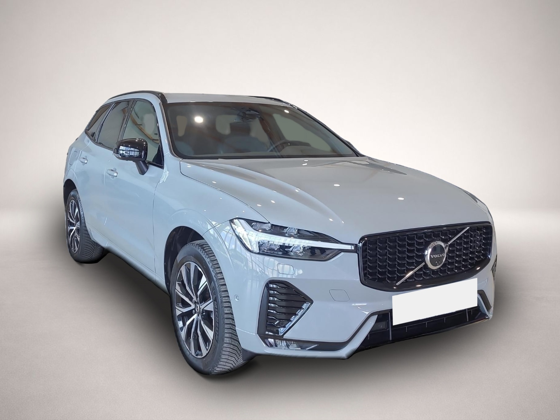 Volvo XC60 (02/2025, Benzin)