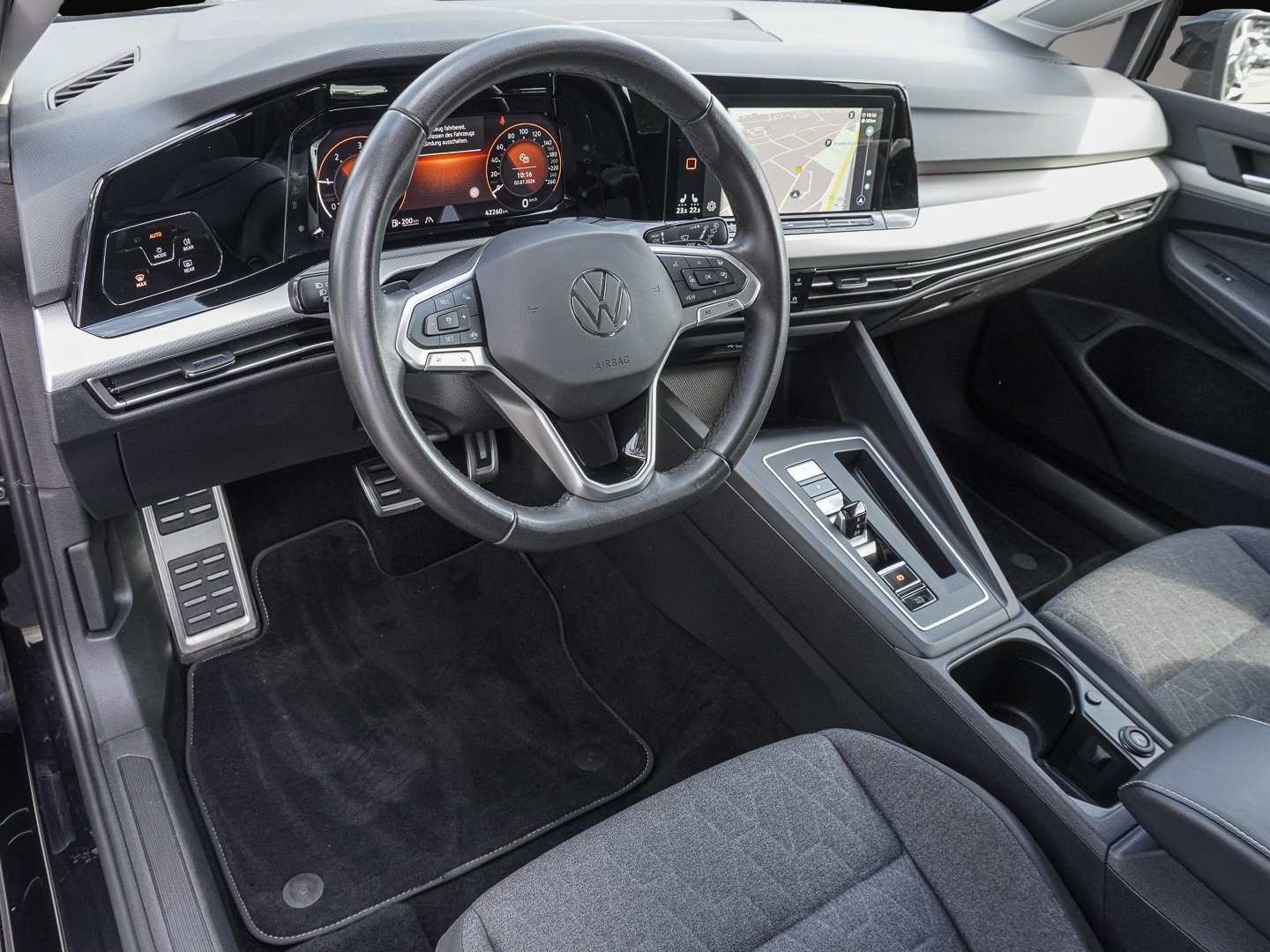 Volkswagen Golf (08/2023, )