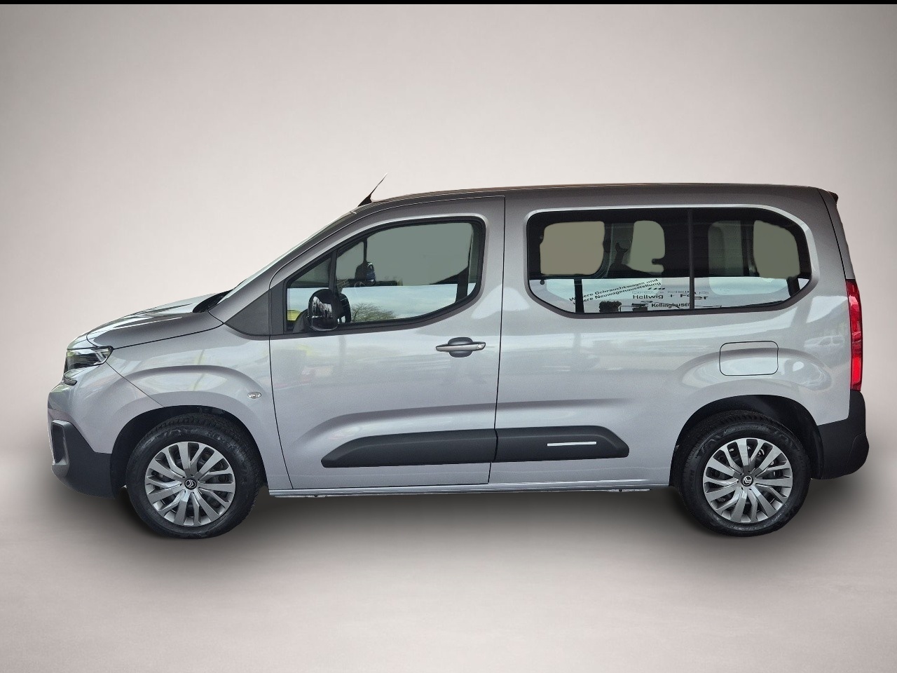 Citroen Berlingo (12/2024, Benzin)