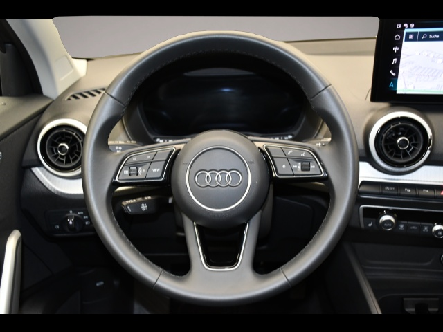 Audi Q2 (07/2025, Benzin)