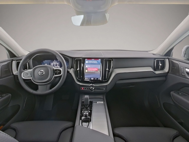 Volvo XC60 (05/2025, Benzin)