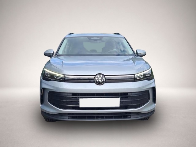 Volkswagen Tiguan (, Benzin)