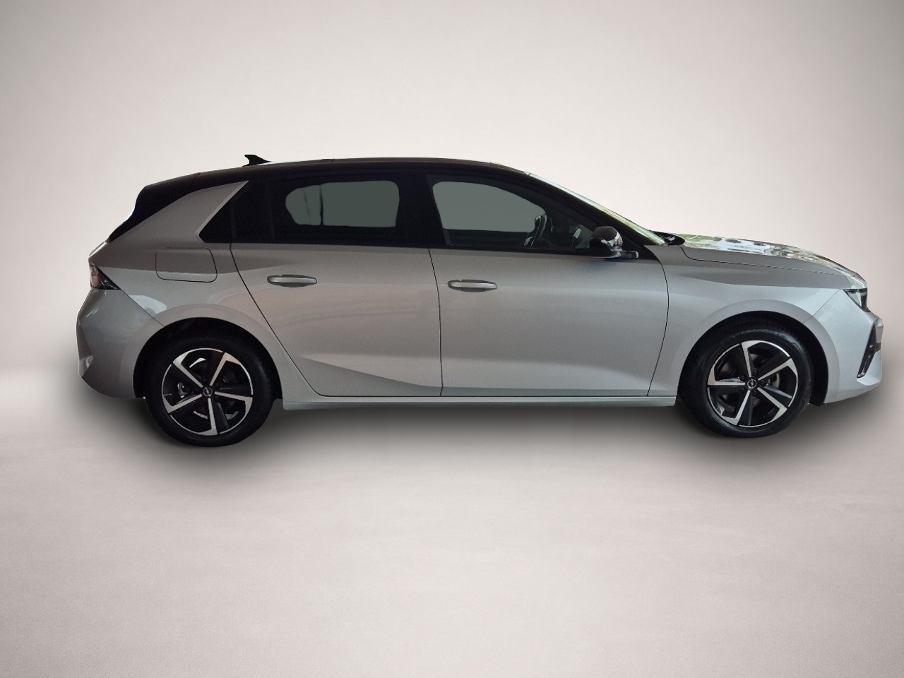 Opel Astra (03/2025, Benzin)