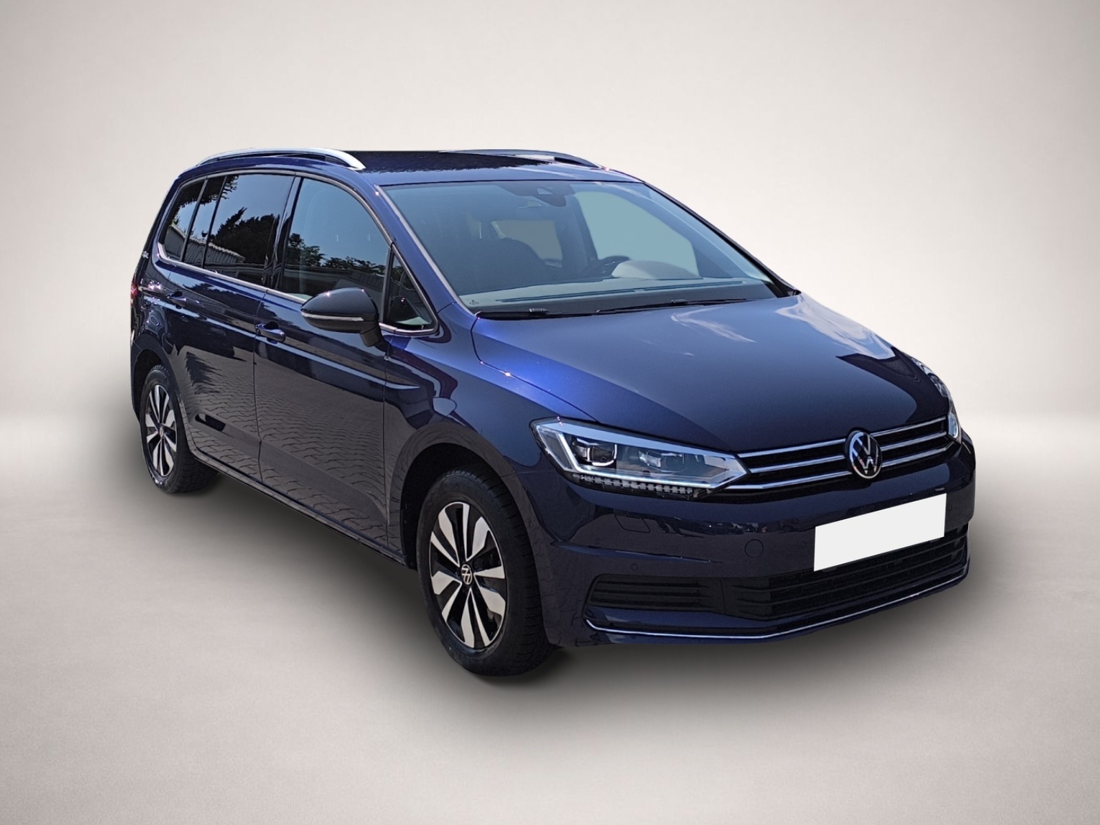 Volkswagen Touran (12/2025, Benzin)