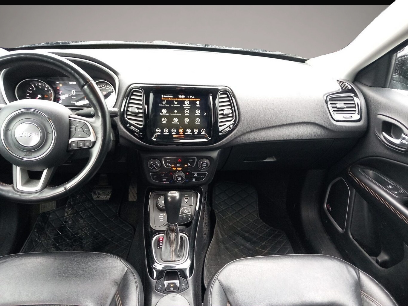 Jeep Compass (09/2018, Benzin)