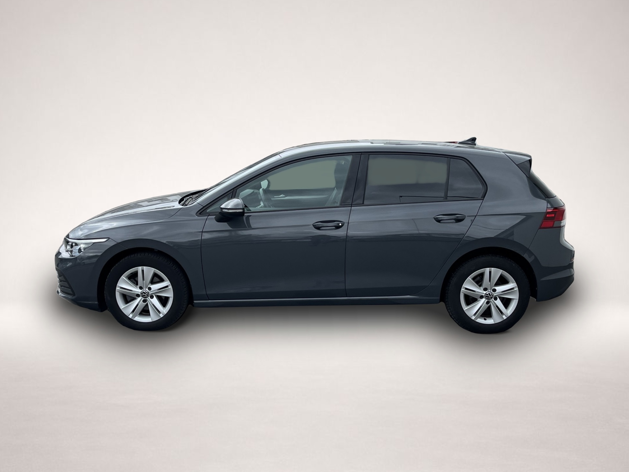Volkswagen Golf (02/2023, Benzin)