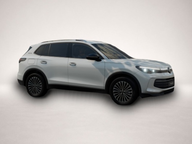 Volkswagen Tiguan (10/2025, )