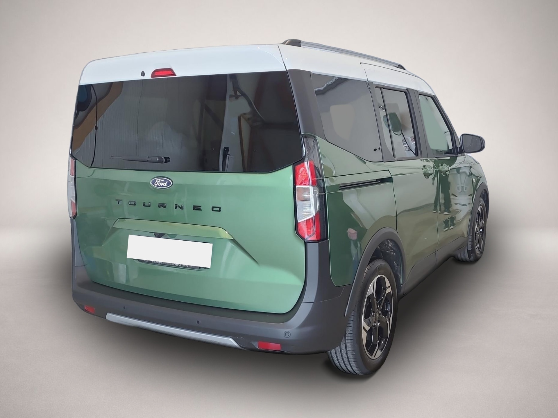 Ford Tourneo Courier (06/2025, Benzin)