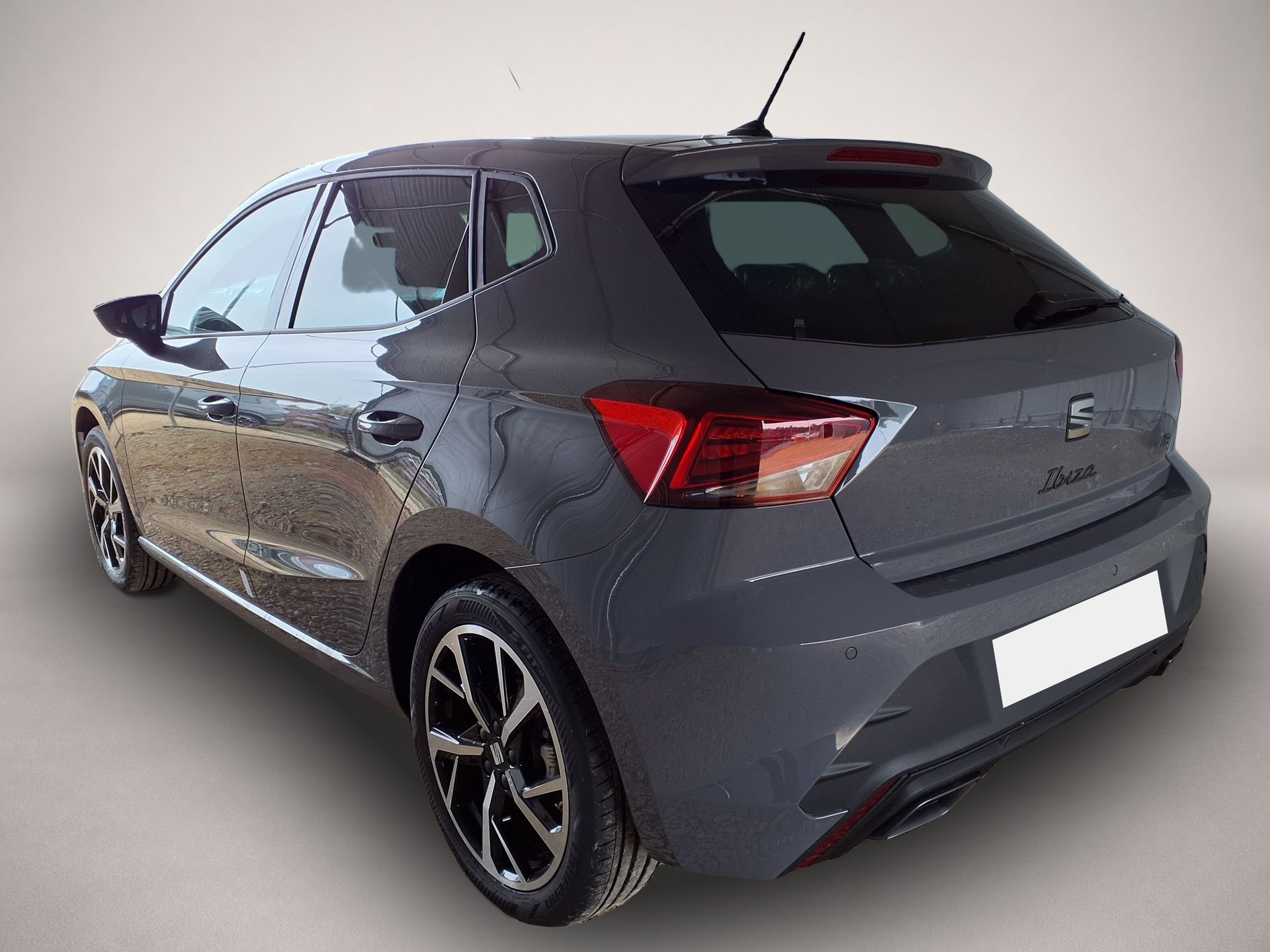 SEAT Ibiza, image 2 of 5