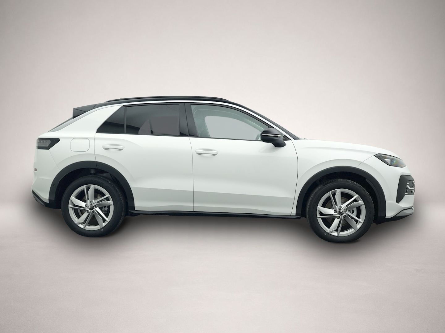 Volkswagen T-Roc (11/2025, Benzin)