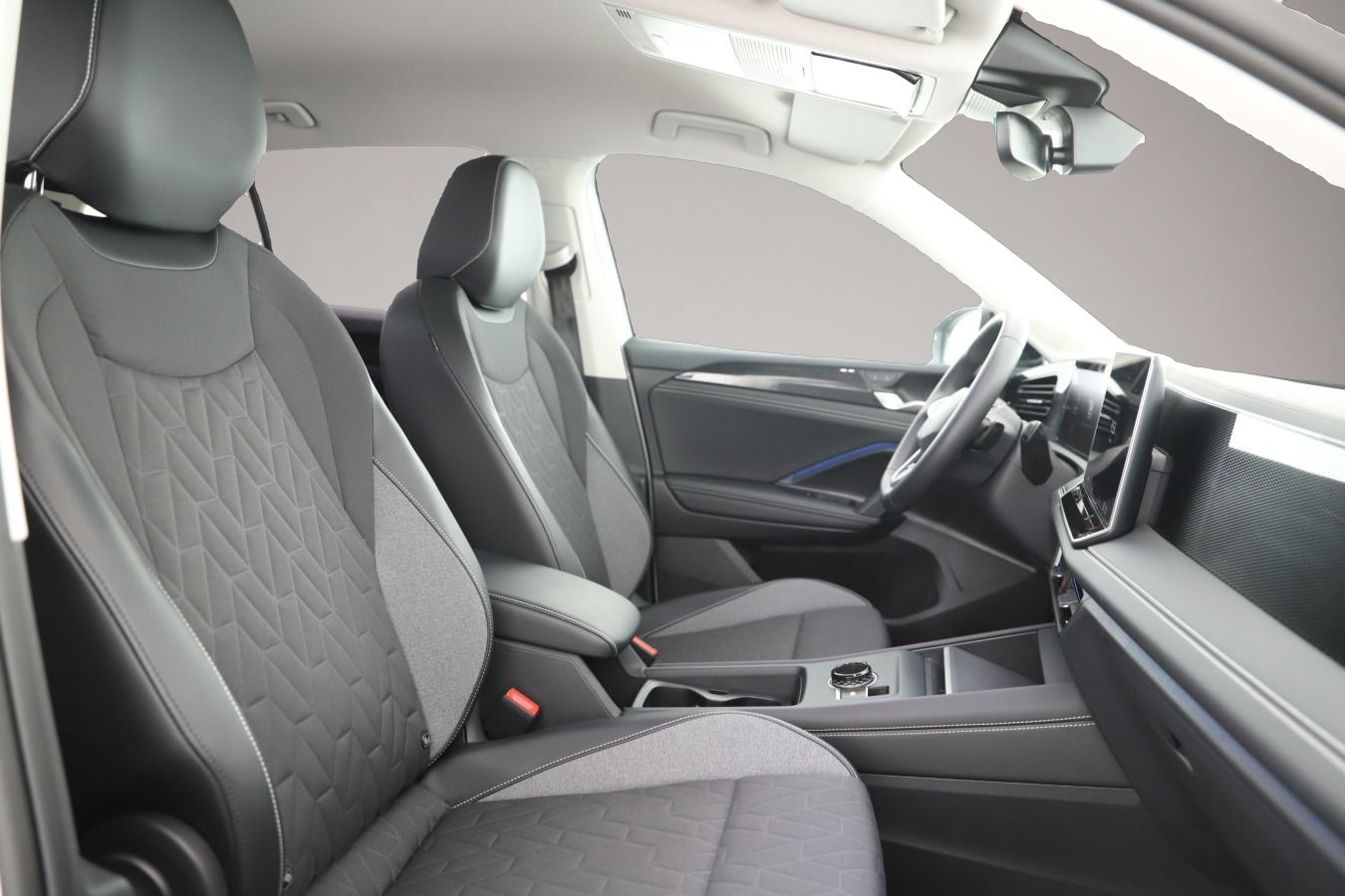 Volkswagen Tiguan (08/2025, Benzin)
