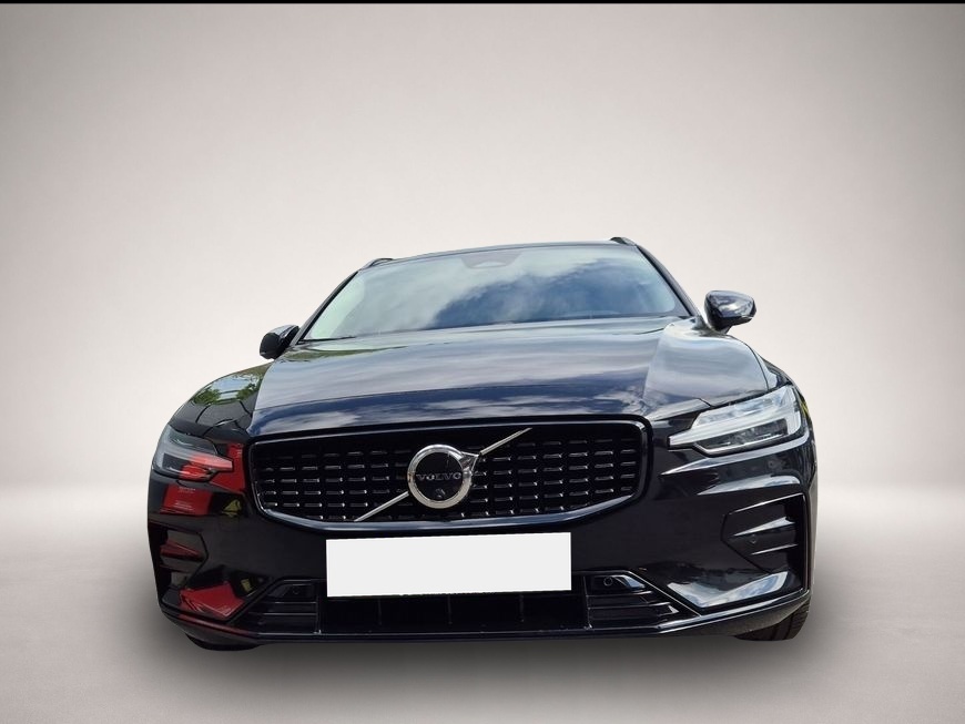 Volvo V60 (08/2025, Benzin)
