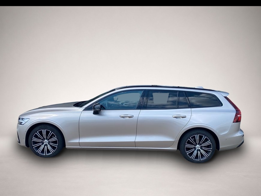 Volvo V60 (11/2025, Benzin)