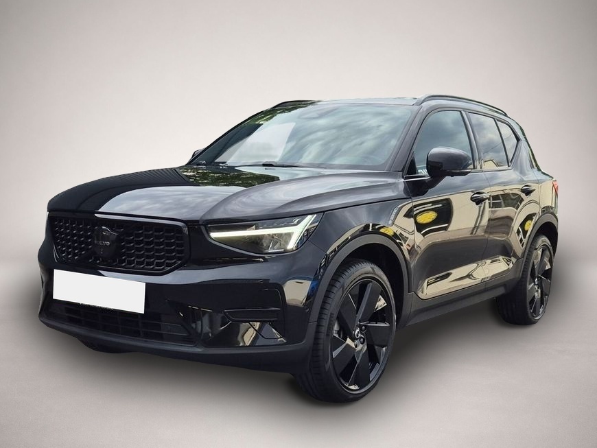 Volvo XC40 (07/2025, Benzin)