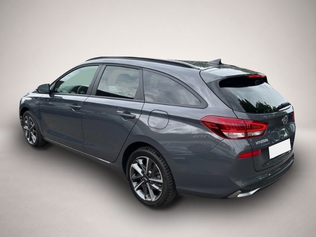 Hyundai i30 (10/2025, Benzin)