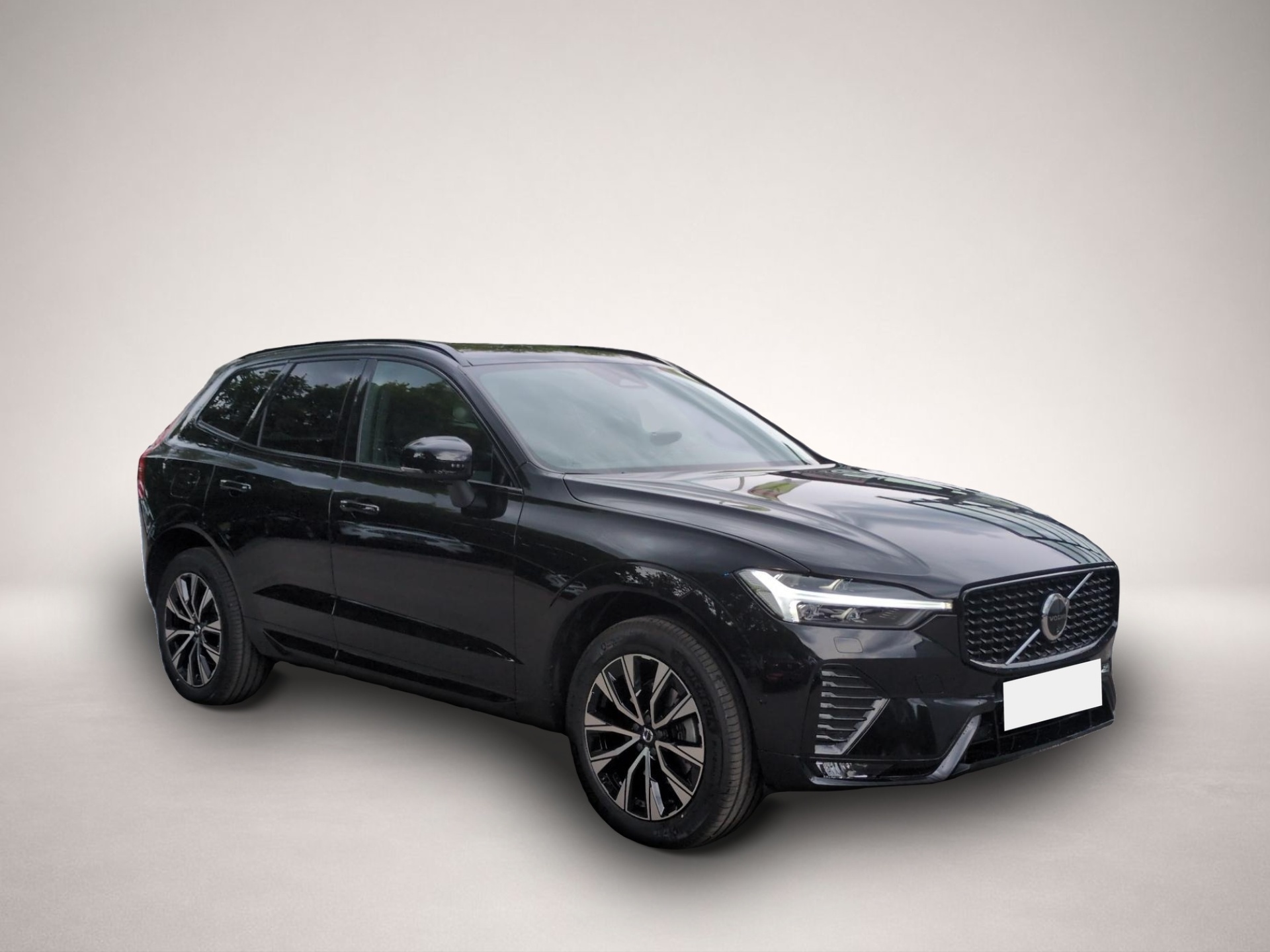 Volvo XC60 (02/2025, Benzin)