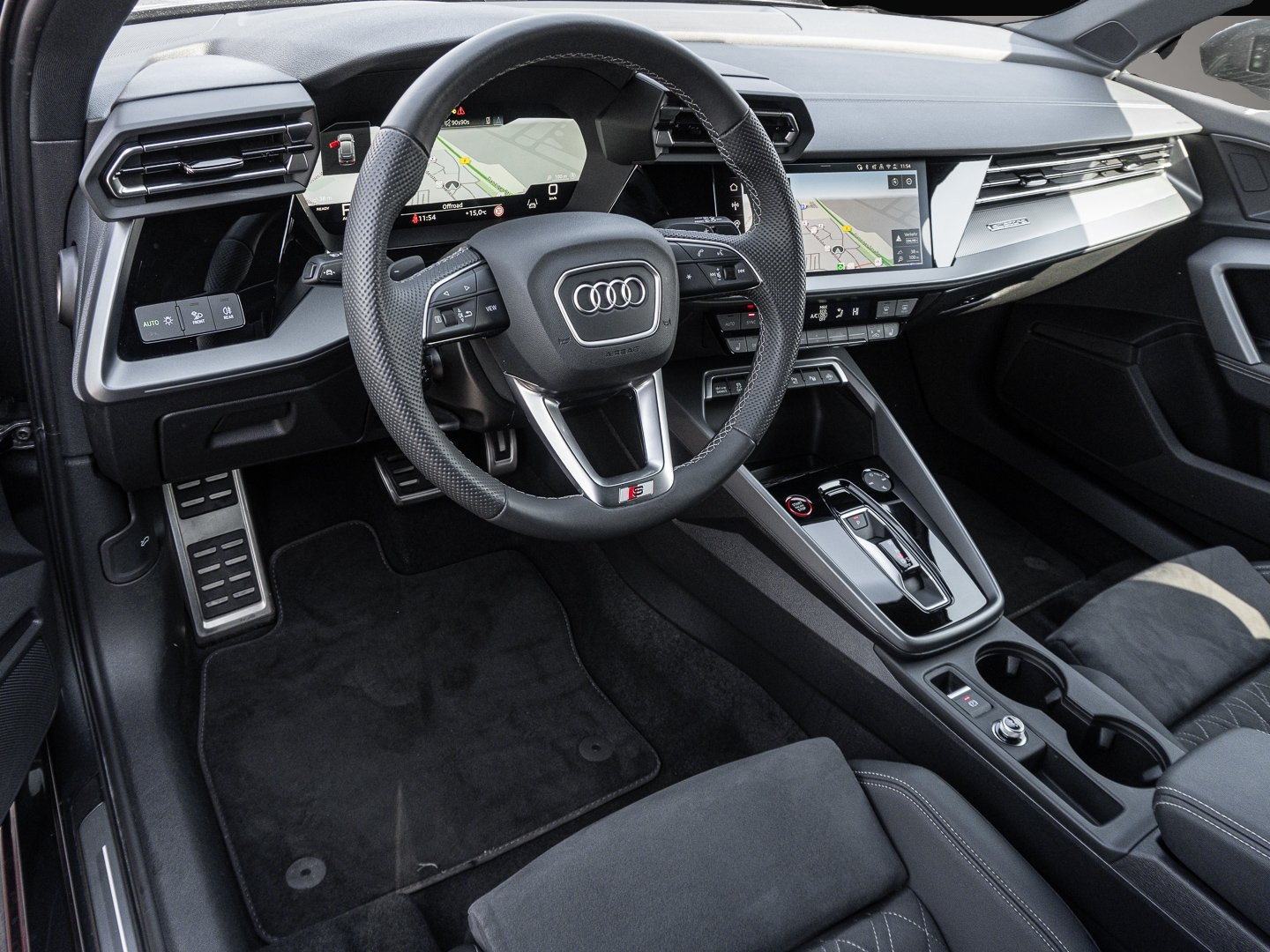 Audi quattro (02/2025, Benzin)