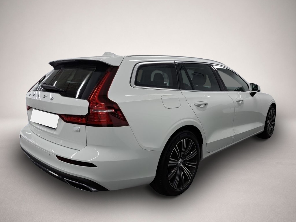 Volvo V60 (05/2022, )