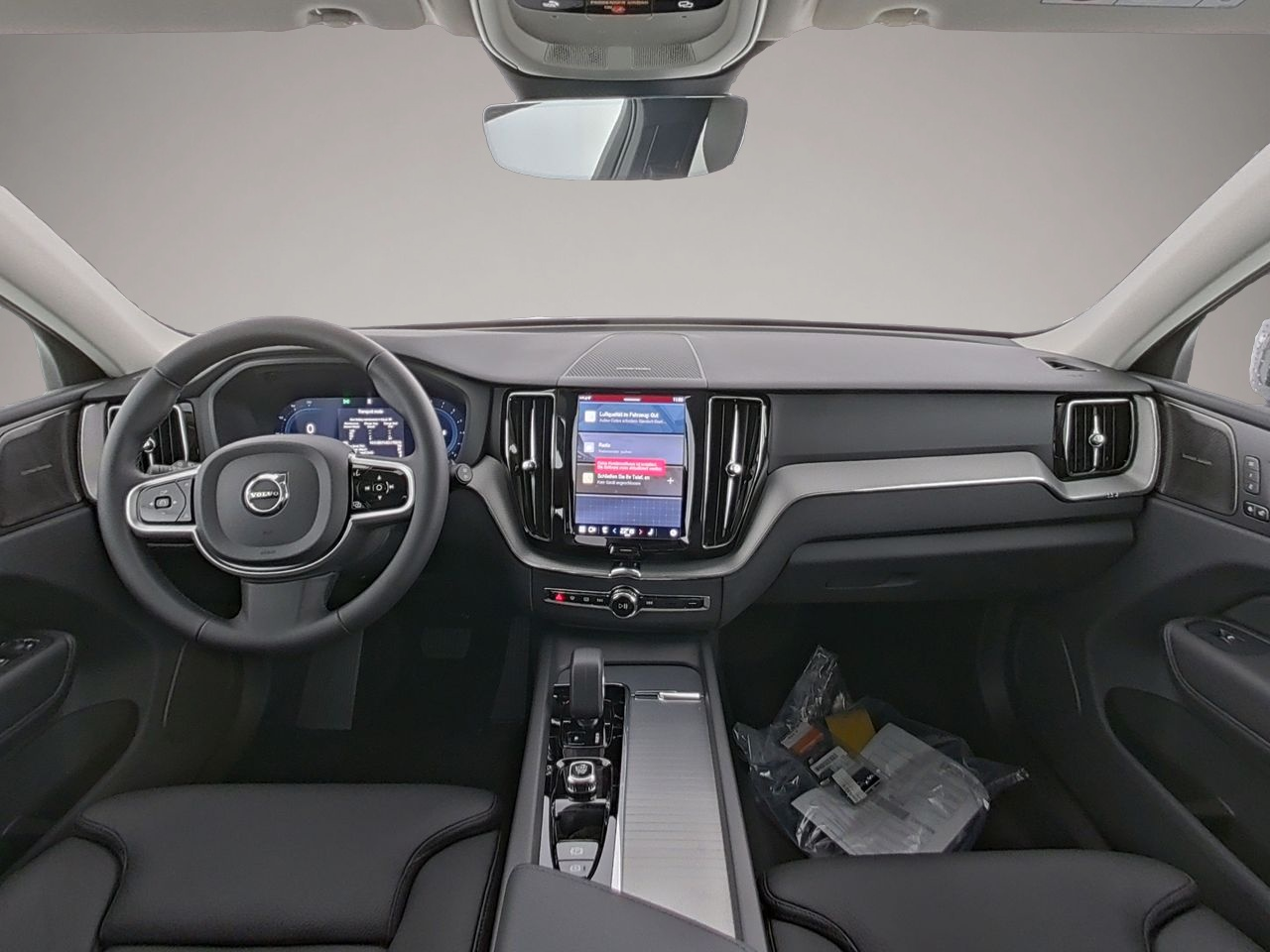 Volvo XC60 (03/2025, Benzin)
