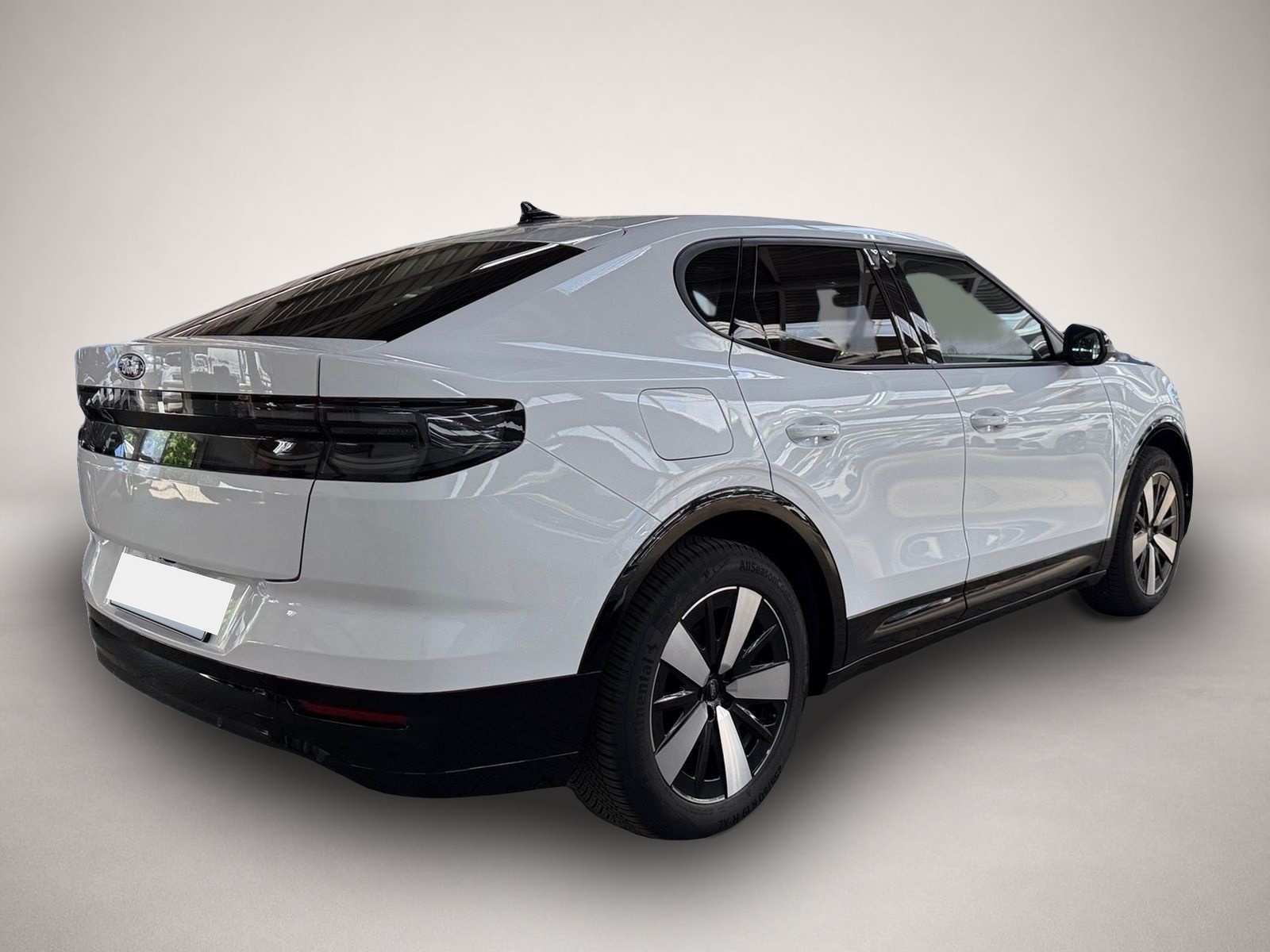 Ford Capri (06/2025, ELECTRIC)