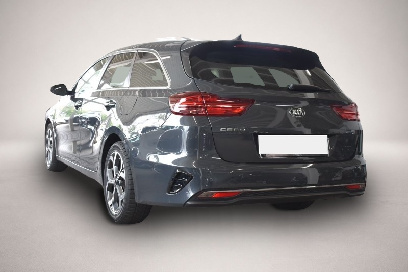 KIA cee'd / Ceed (11/2020, Benzin)